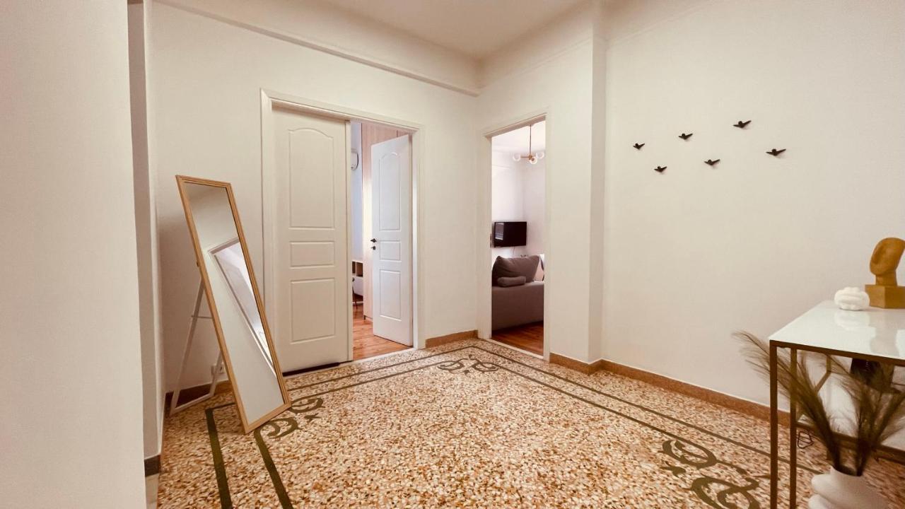 Daisy Apartment 15 Min To Acropolis เอเธนส์ ภายนอก รูปภาพ
